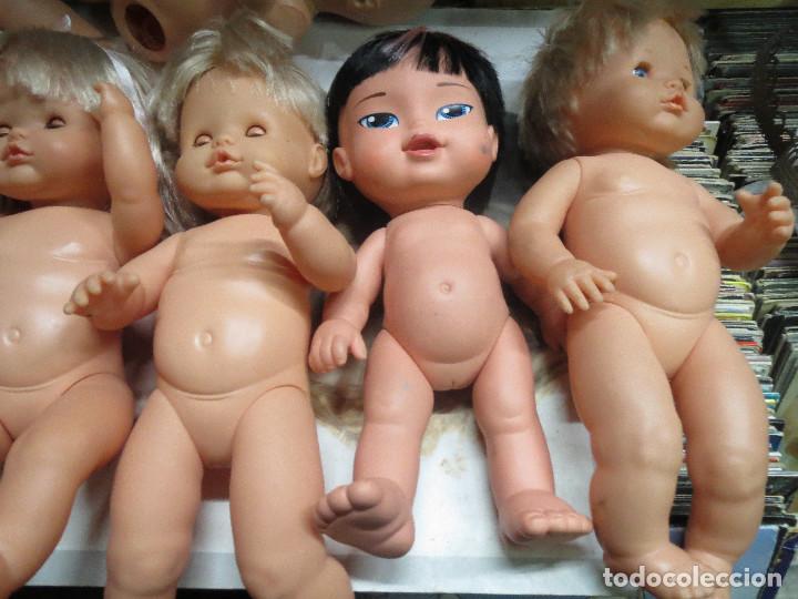 Mu&ntilde;ecas Lesly y Barriguitas: LOTE DE MU&Ntilde;ECAS DE FAMOSA - Foto 3