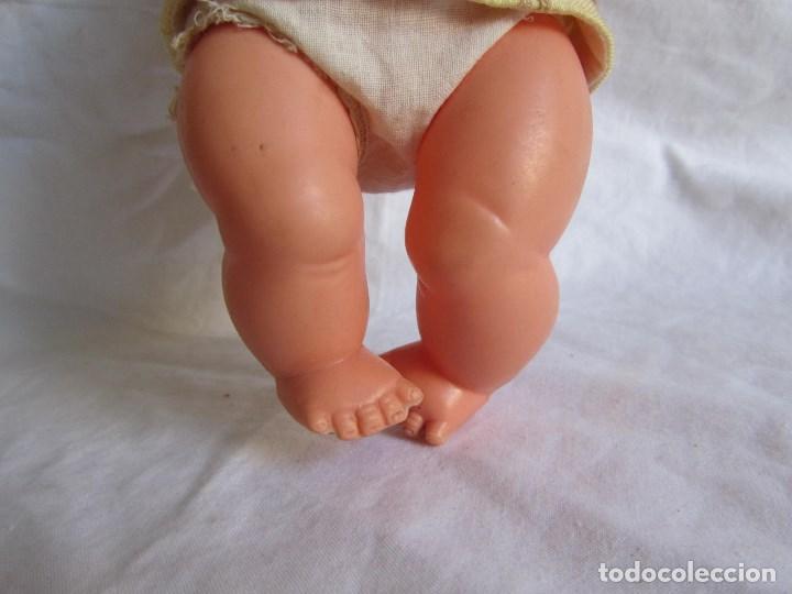 Mu&ntilde;ecas Lesly y Barriguitas: Mu&ntilde;eca bebe de Famosa - Foto 5