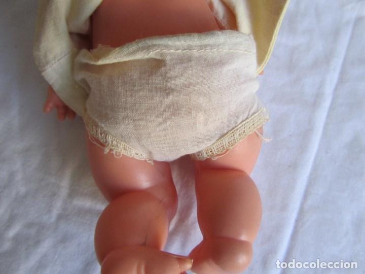 Mu&ntilde;ecas Lesly y Barriguitas: Mu&ntilde;eca bebe de Famosa - Foto 11
