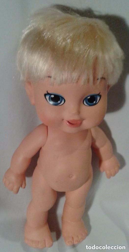 Mu&ntilde;ecas Lesly y Barriguitas: Mu&ntilde;eca de Famosa - Foto 1