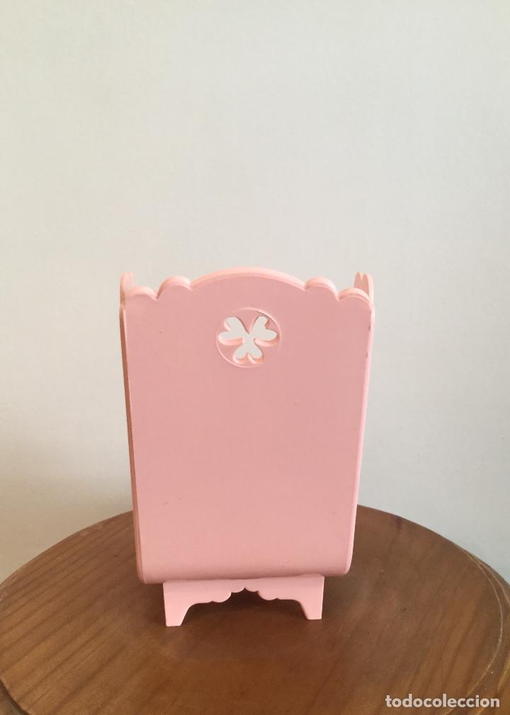 Mu&ntilde;ecas Lesly y Barriguitas: SILLA BARRIGUITAS DE FAMOSA - Foto 3
