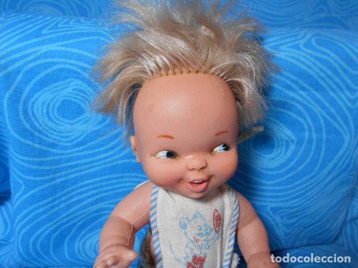 Mu&ntilde;ecas Lesly y Barriguitas: MU&Ntilde;ECO FAMOSA DE 19 CM - Foto 7