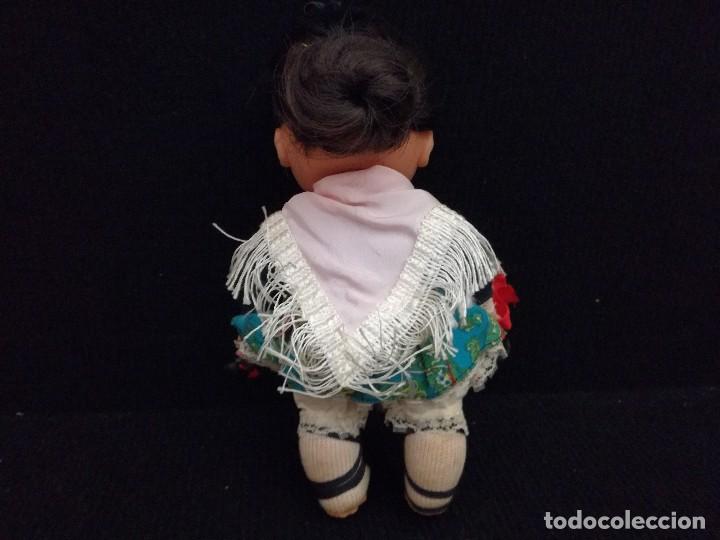 Mu&ntilde;ecas Lesly y Barriguitas: Mu&ntilde;eca famosa risitas con traje regional - Foto 2