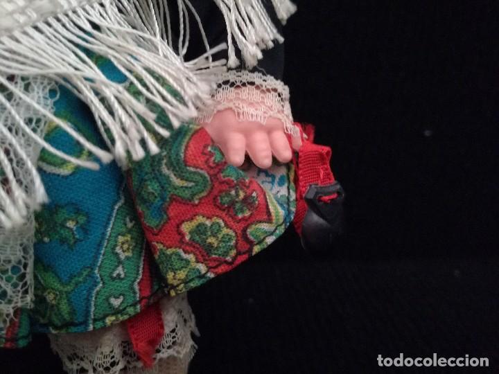 Mu&ntilde;ecas Lesly y Barriguitas: Mu&ntilde;eca famosa risitas con traje regional - Foto 4