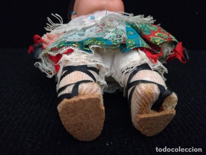 Mu&ntilde;ecas Lesly y Barriguitas: Mu&ntilde;eca famosa risitas con traje regional - Foto 6