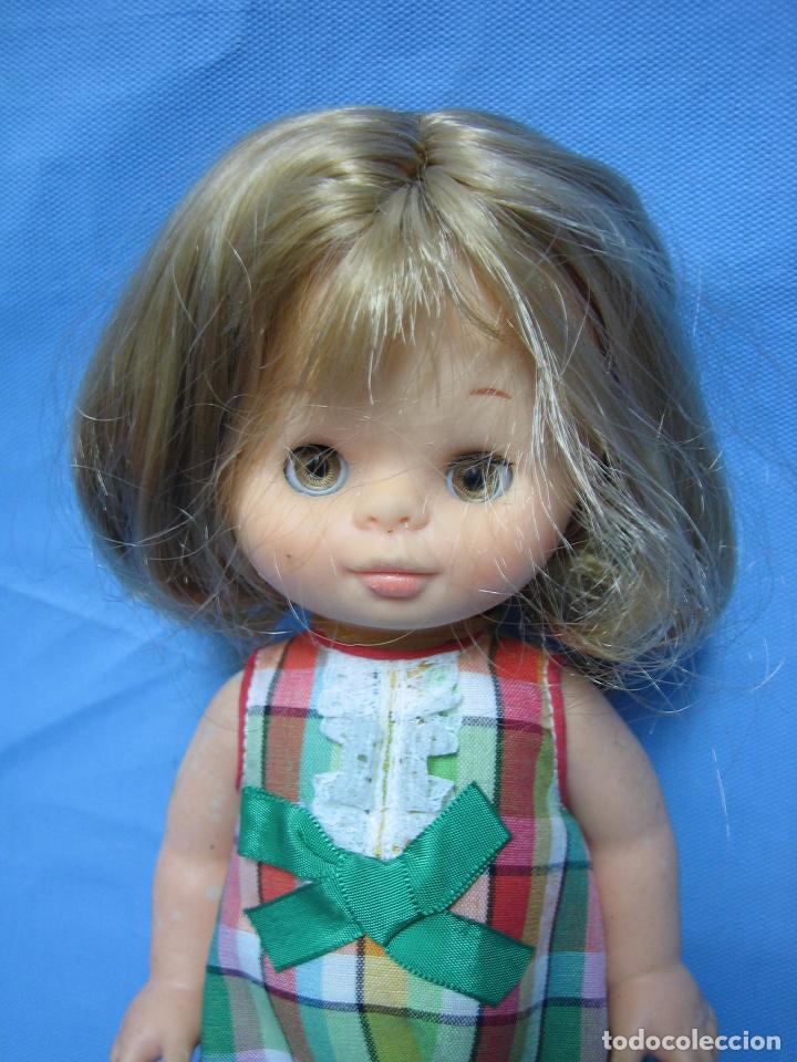 Mu&ntilde;ecas Lesly y Barriguitas: Mu&ntilde;eca de Famosa - Foto 5
