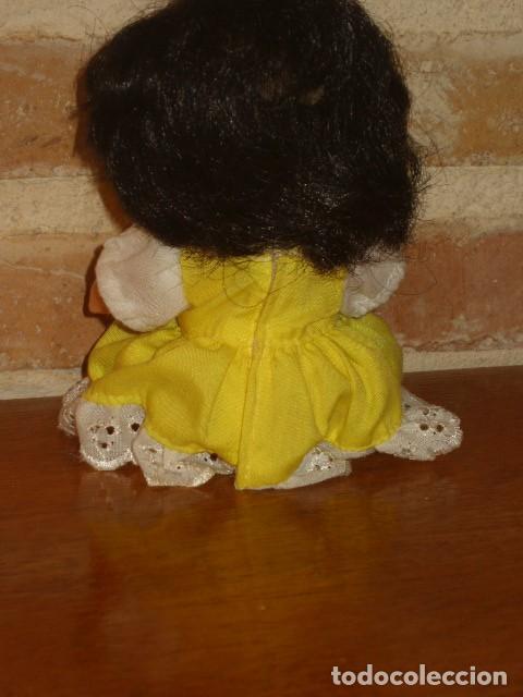 Mu&ntilde;ecas Lesly y Barriguitas: Mu&ntilde;eca Barriguitas de Famosa. - Foto 3