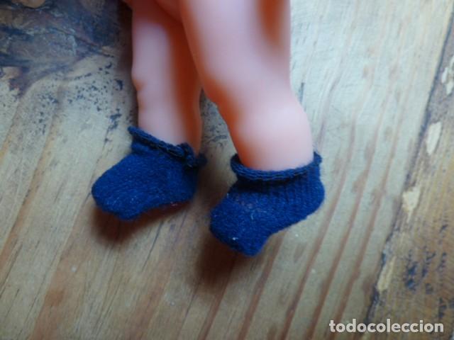 Mu&ntilde;ecas Lesly y Barriguitas: Calcetines Barriguitas - Foto 1