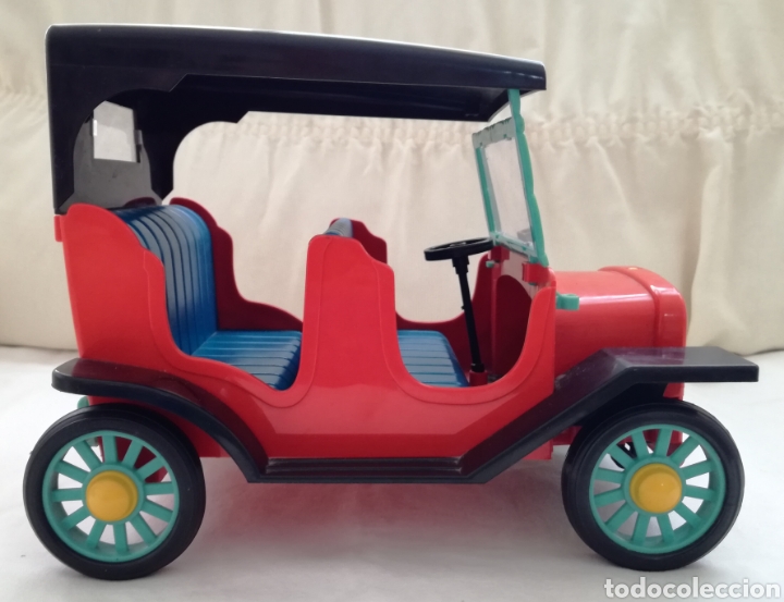 Mu&ntilde;ecas Lesly y Barriguitas: Coche Barriguitas Famosa. - Foto 2