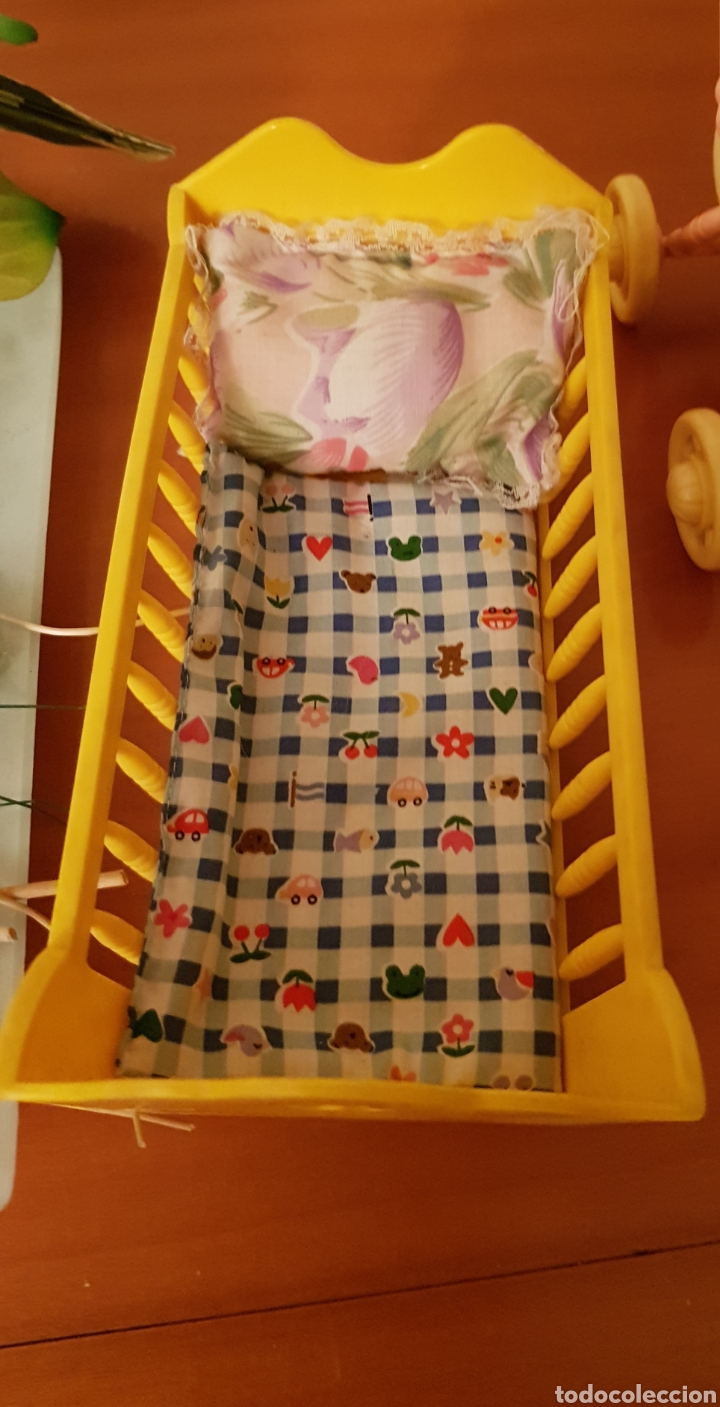 Mu&ntilde;ecas Lesly y Barriguitas: Cuna barriguitas - Foto 1