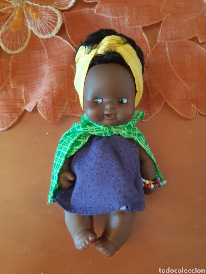 Mu&ntilde;ecas Lesly y Barriguitas: Mu&ntilde;eca barriguita de famosa - Foto 1