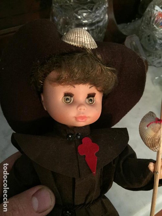 Muñecas Lesly y Barriguitas: Antiguas muñeca de goma con vestido de peregrina Galicia años 80 - Foto 3 - 191287791