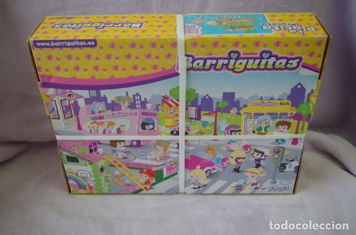 Mu&ntilde;ecas Lesly y Barriguitas: Barriguitas Playset Placita - Foto 2
