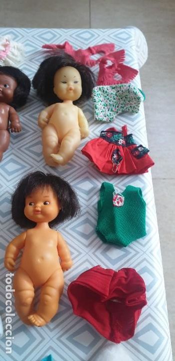 Mu&ntilde;ecas Lesly y Barriguitas: LOTE  BARRIGUITAS A&Ntilde;OS 70 CON ROPA Y COMPLEMENTOS. - Foto 6