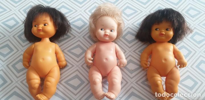 Mu&ntilde;ecas Lesly y Barriguitas: LOTE  BARRIGUITAS A&Ntilde;OS 70 CON ROPA Y COMPLEMENTOS. - Foto 8