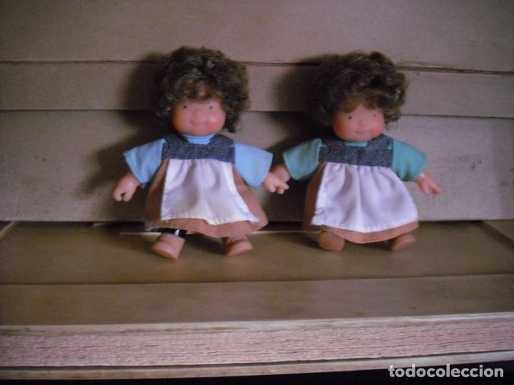Mu&ntilde;ecas Lesly y Barriguitas: MU&Ntilde;ECAS BARRIGUITAS DE FAMOSA, 12 CMS REF.972-00 - Foto 1