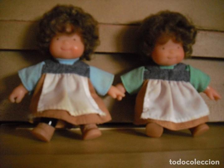 Mu&ntilde;ecas Lesly y Barriguitas: MU&Ntilde;ECAS BARRIGUITAS DE FAMOSA, 12 CMS REF.972-00 - Foto 2