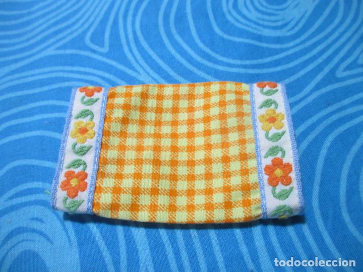 Mu&ntilde;ecas Lesly y Barriguitas: FUNDA ALMOHADA ORIGINAL BARRIGUITAS - Foto 1