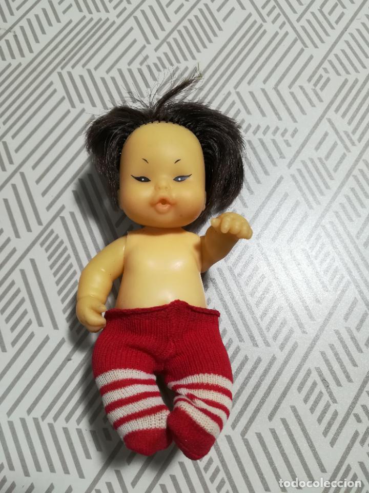 Mu&ntilde;ecas Lesly y Barriguitas: Mu&ntilde;eca barriguita de Famosa - Foto 1