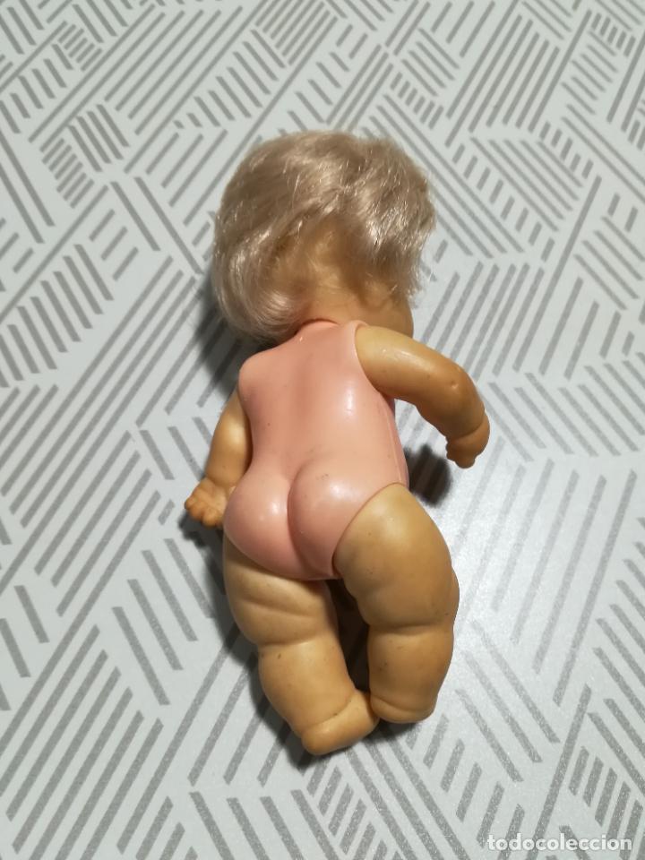Mu&ntilde;ecas Lesly y Barriguitas: Mu&ntilde;eca barriguita de Famosa - Foto 8