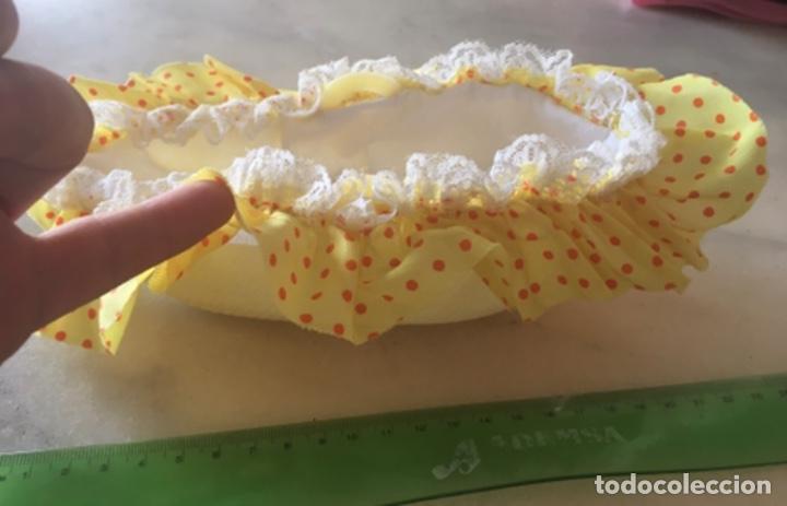 Mu&ntilde;ecas Lesly y Barriguitas: Capazo barriguitas con cubrecapazo - Foto 2