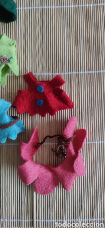 Mu&ntilde;ecas Lesly y Barriguitas: lote ropa barriguitas varias piezas - Foto 3