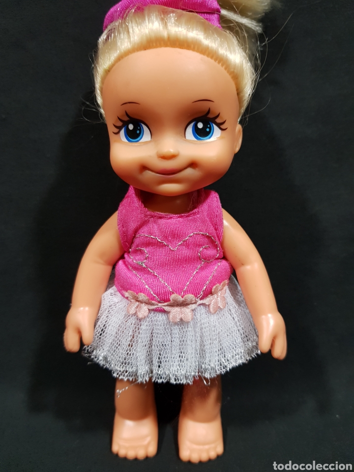 Mu&ntilde;ecas Lesly y Barriguitas: Mu&ntilde;eca Barriguitas Moderna Famosa - Foto 1