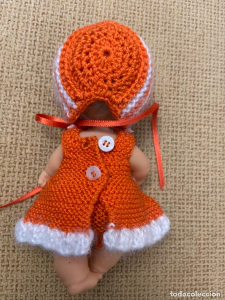 Mu&ntilde;ecas Lesly y Barriguitas: Barriguitas con traje artesanal - Foto 2