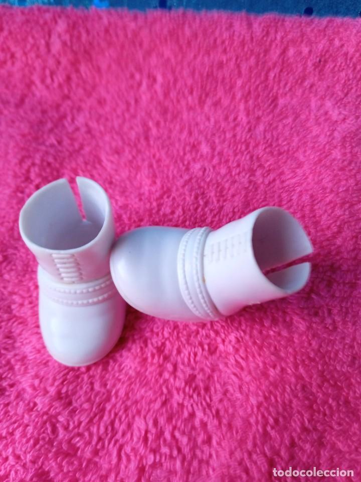 Mu&ntilde;ecas Lesly y Barriguitas: BOTAS BLANCAS BARRIGUITAS NEW - Foto 2