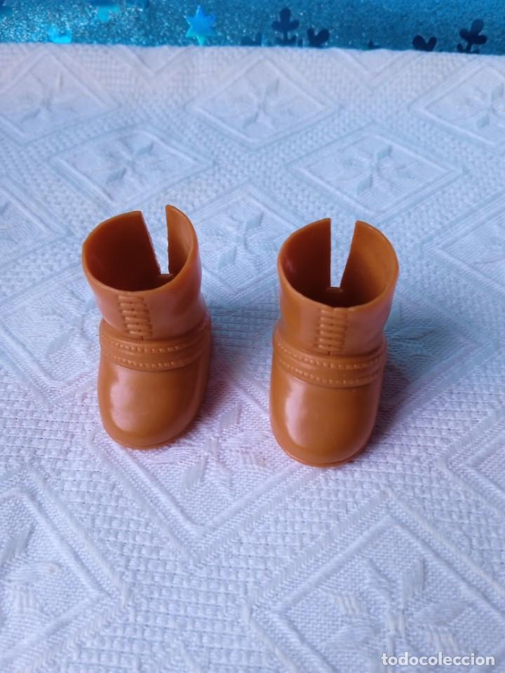 Mu&ntilde;ecas Lesly y Barriguitas: BOTAS MARRONES BARRIGUITAS NEW - Foto 1
