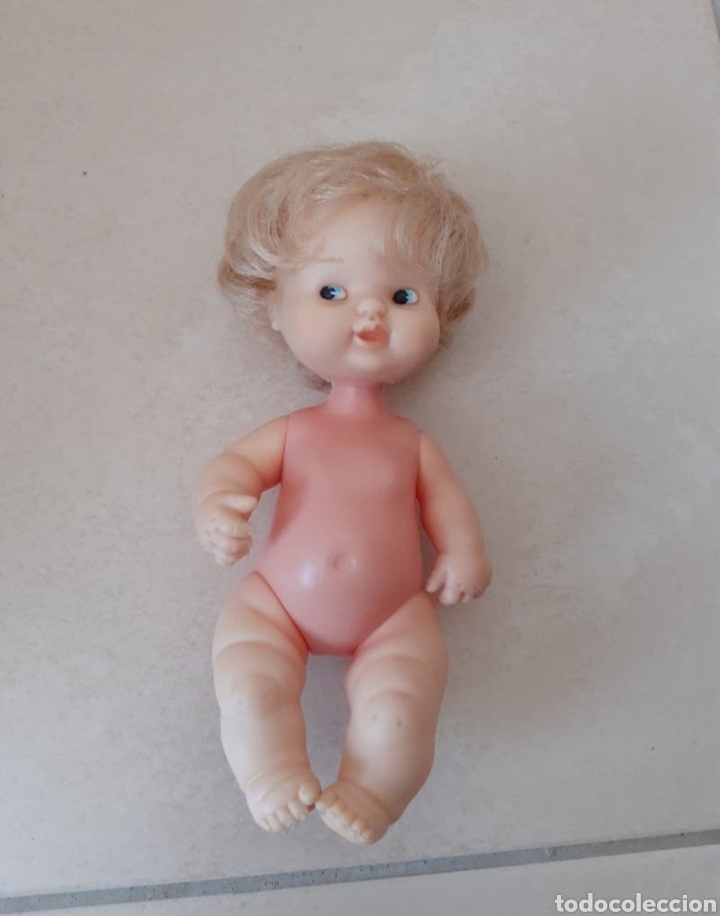 Mu&ntilde;ecas Lesly y Barriguitas: Mu&ntilde;eca Barriguitas de Famosa - Foto 4