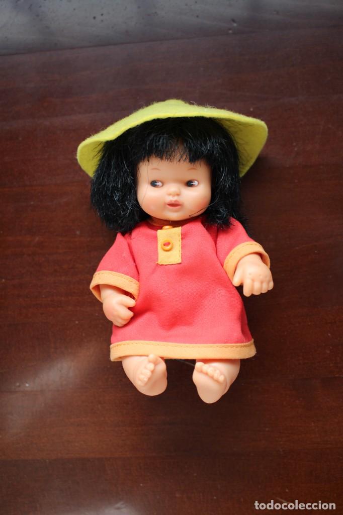 Mu&ntilde;ecas Lesly y Barriguitas: Mu&ntilde;eco Barriguitas chino oriental. - Foto 1