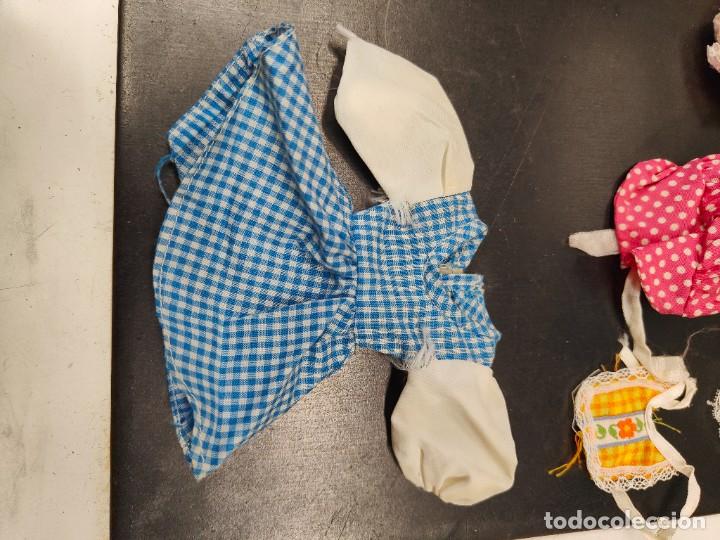 Mu&ntilde;ecas Lesly y Barriguitas: Barriguitas Lote Ropa 73 prendas - Foto 38