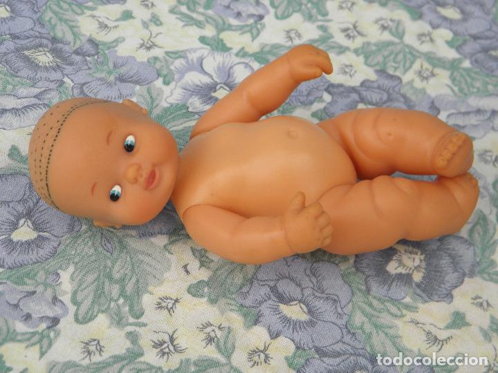 Mu&ntilde;ecas Lesly y Barriguitas: Mu&ntilde;eco Barriguitas de Famosa con defecto - Foto 2