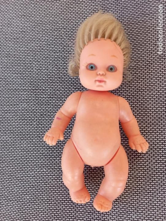 Mu&ntilde;ecas Lesly y Barriguitas: PEQUE&Ntilde;A MU&Ntilde;ECA BB A&Ntilde;OS 70s. - Foto 1