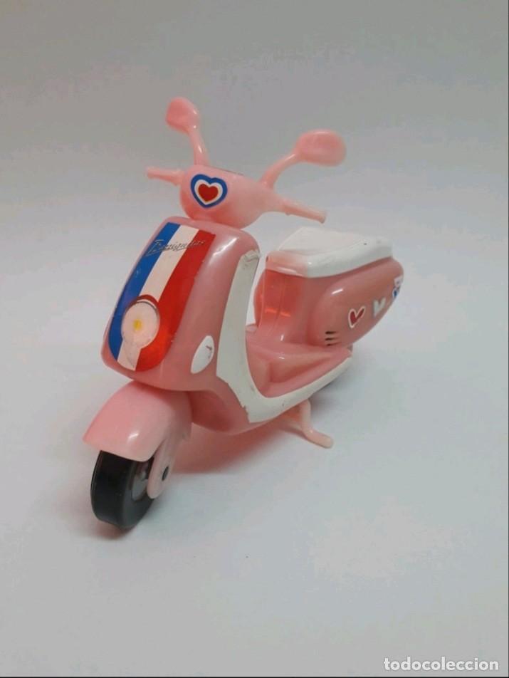 Mu&ntilde;ecas Lesly y Barriguitas: BARRIGUITAS MODELO VESPA SCOTTER - Foto 1