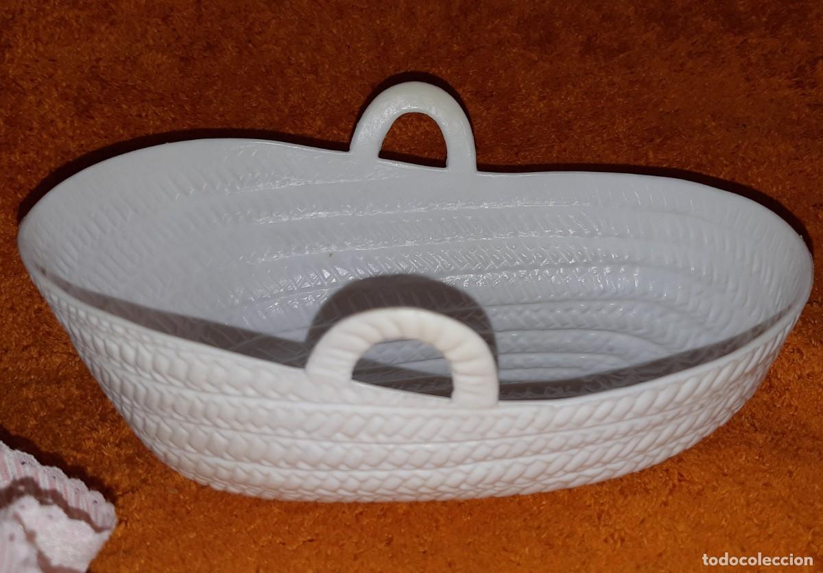 Mu&ntilde;ecas Lesly y Barriguitas: CAPAZO DE MU&Ntilde;ECA BARRIGUITAS CON FUNDA Y ALMOHADA - Foto 4