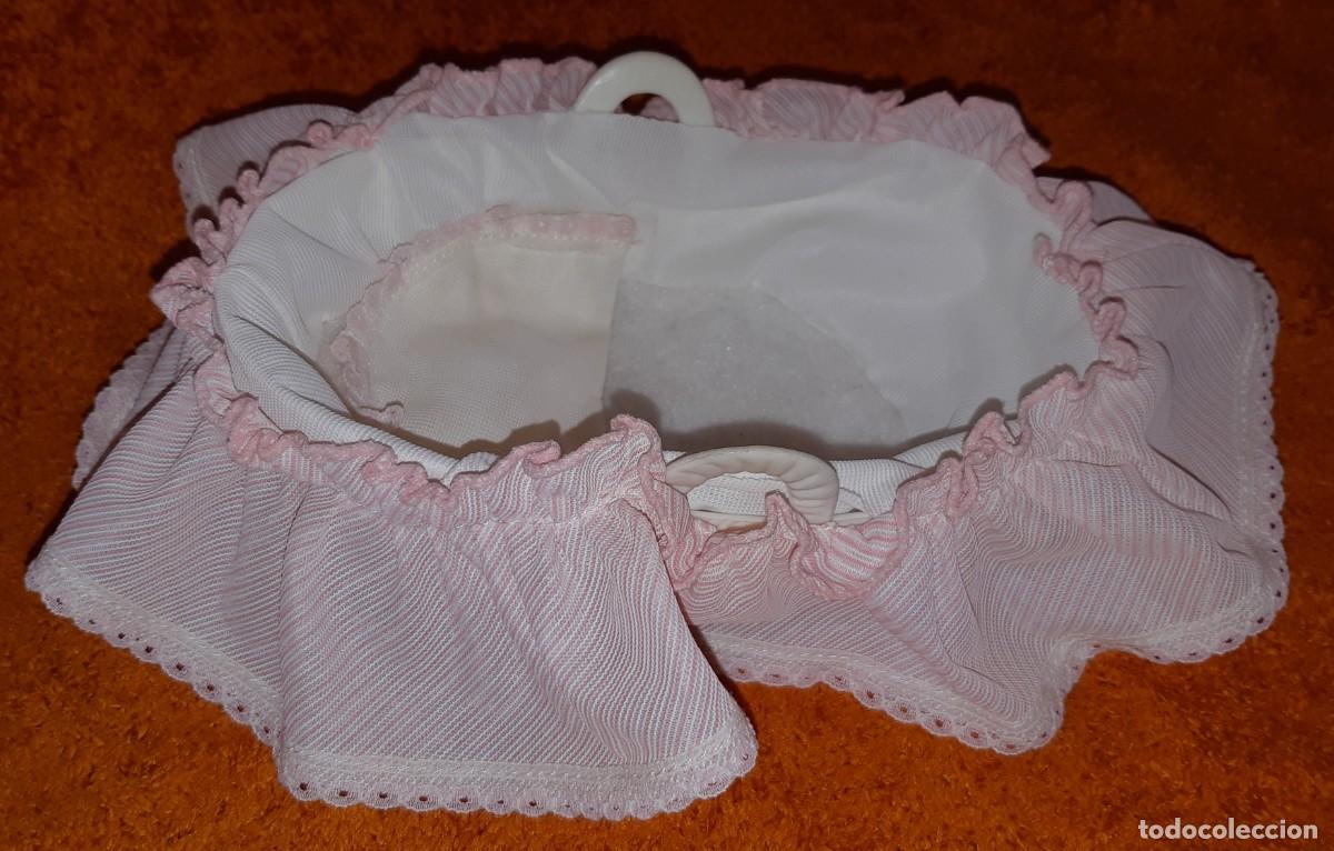 Mu&ntilde;ecas Lesly y Barriguitas: CAPAZO DE MU&Ntilde;ECA BARRIGUITAS CON FUNDA Y ALMOHADA - Foto 1