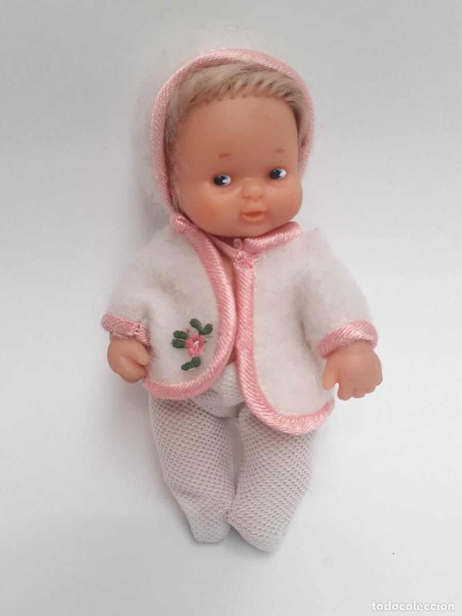 Mu&ntilde;ecas Lesly y Barriguitas: Barriguita traje de Invierno - Foto 1