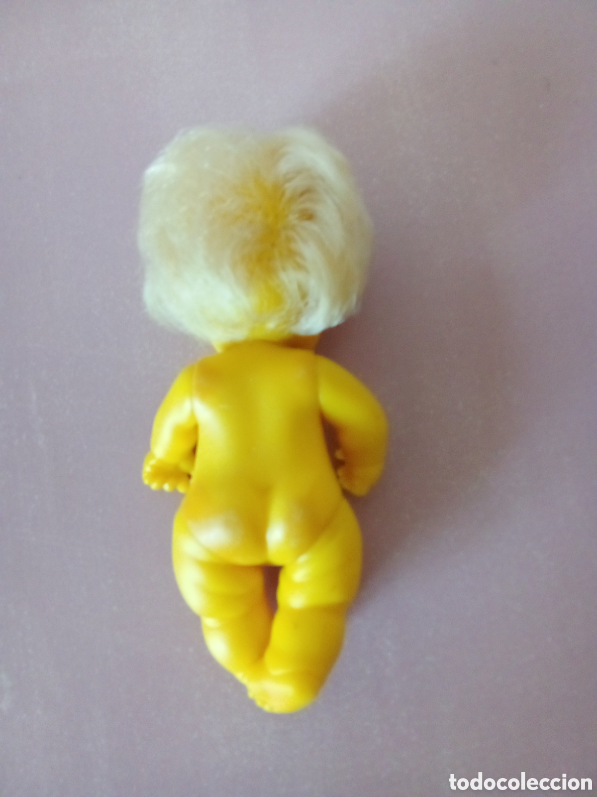 Mu&ntilde;ecas Lesly y Barriguitas: Mu&ntilde;eca Astro amarillo barriguitas - Foto 2