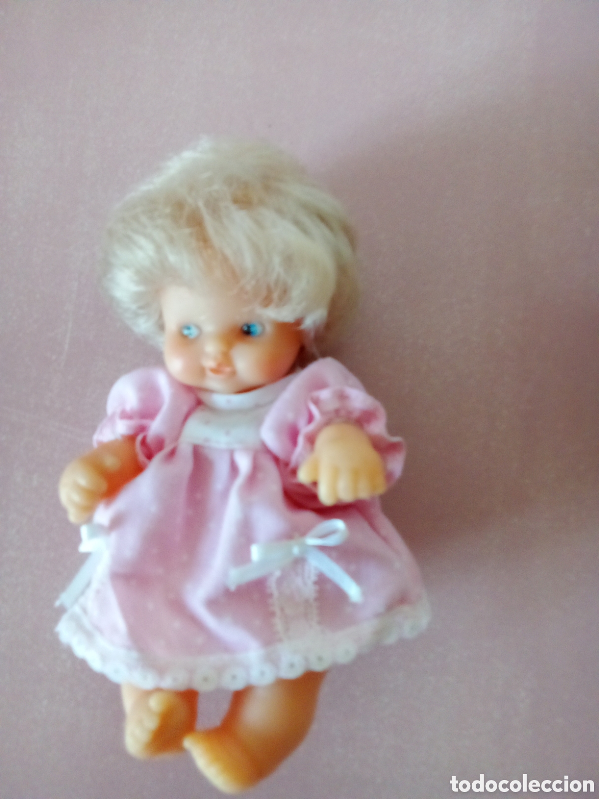 Mu&ntilde;ecas Lesly y Barriguitas: Mu&ntilde;eca barriguita antigua - Foto 1