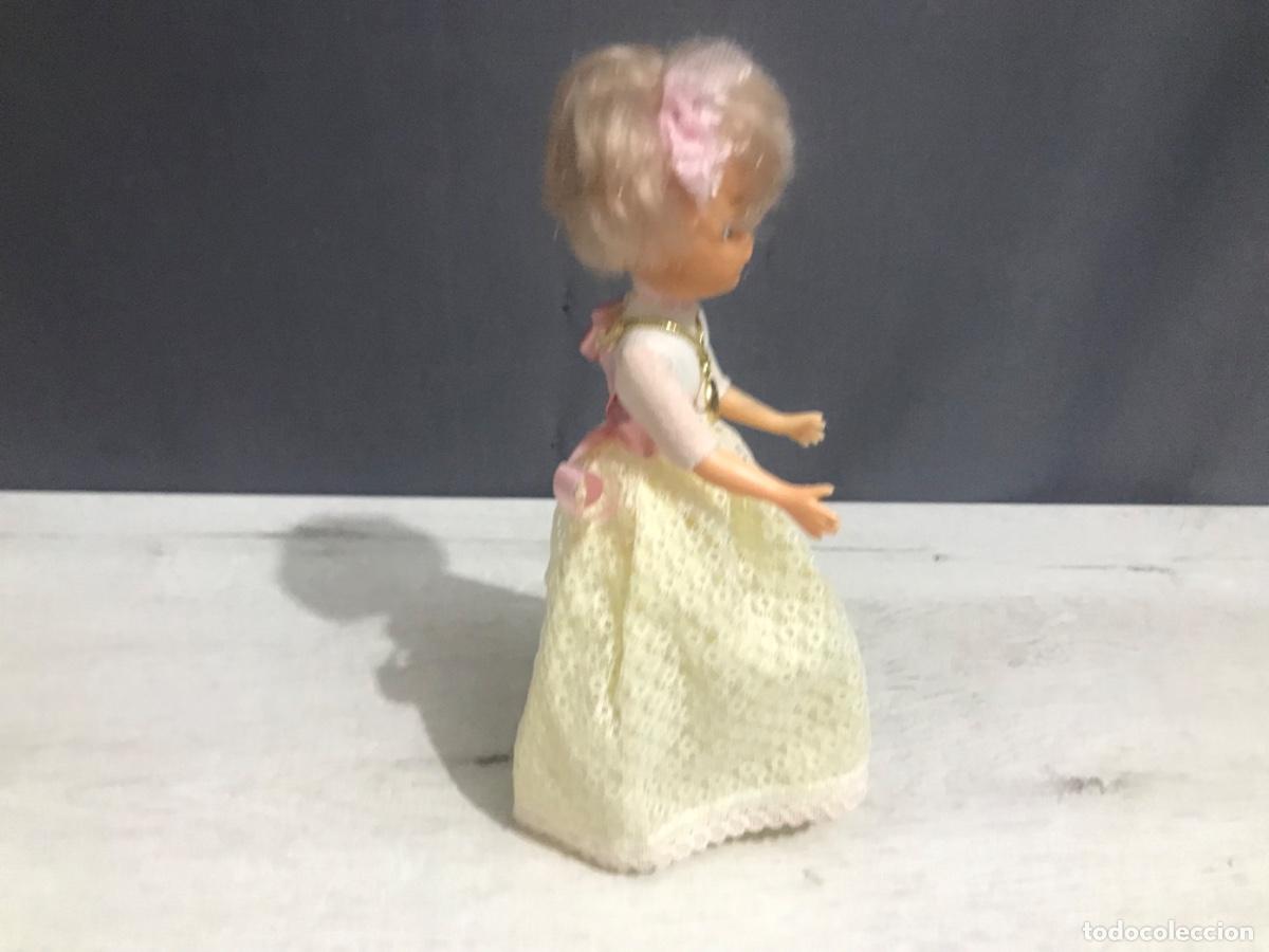 Mu&ntilde;ecas Lesly y Barriguitas: Curioso lote de dos mu&ntilde;ecas antiguas - Foto 10