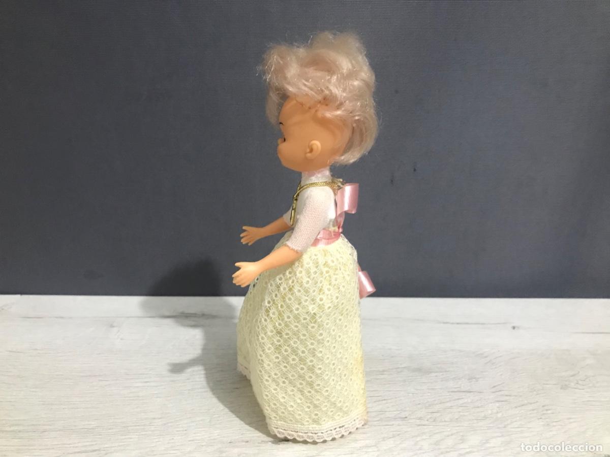 Mu&ntilde;ecas Lesly y Barriguitas: Curioso lote de dos mu&ntilde;ecas antiguas - Foto 19