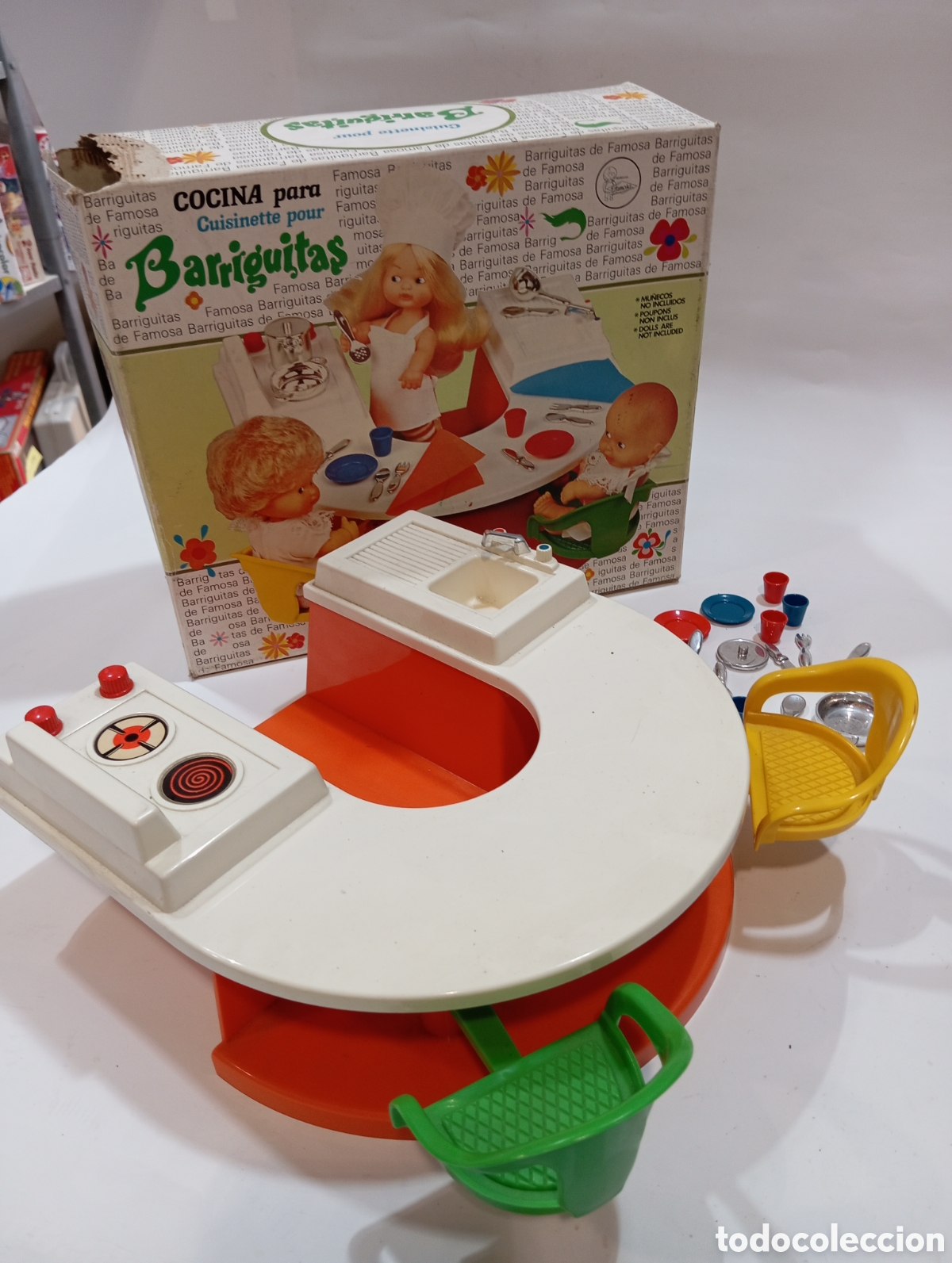 Mu&ntilde;ecas Lesly y Barriguitas: Barriguitas cocina con caja - Foto 1
