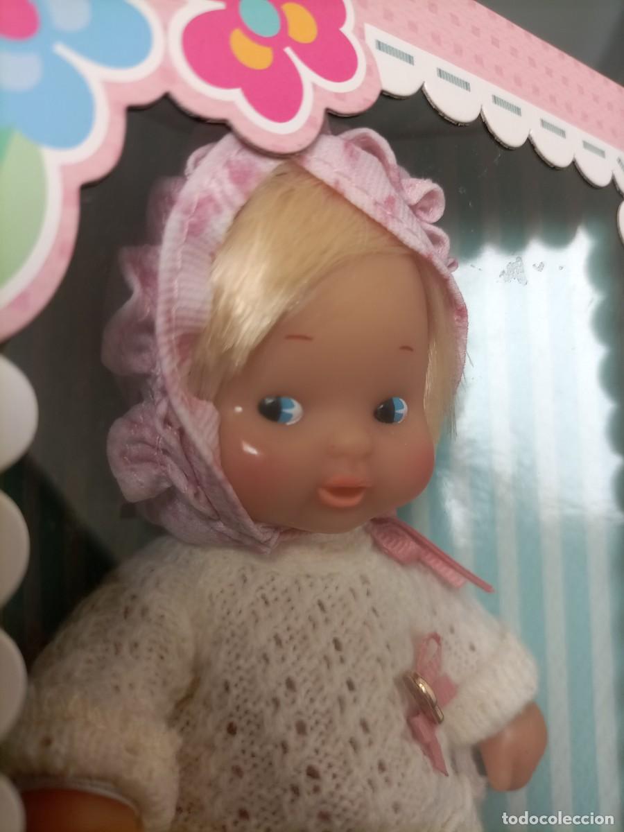 Mu&ntilde;ecas Lesly y Barriguitas: Barriguitas con vestido rosa de beb&eacute; - Foto 2