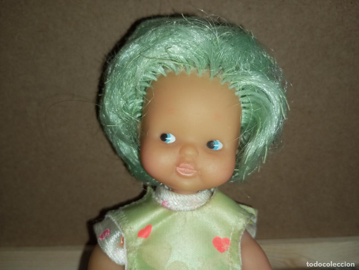 Mu&ntilde;ecas Lesly y Barriguitas: Mu&ntilde;eca barriguitas pelo verde - Foto 2