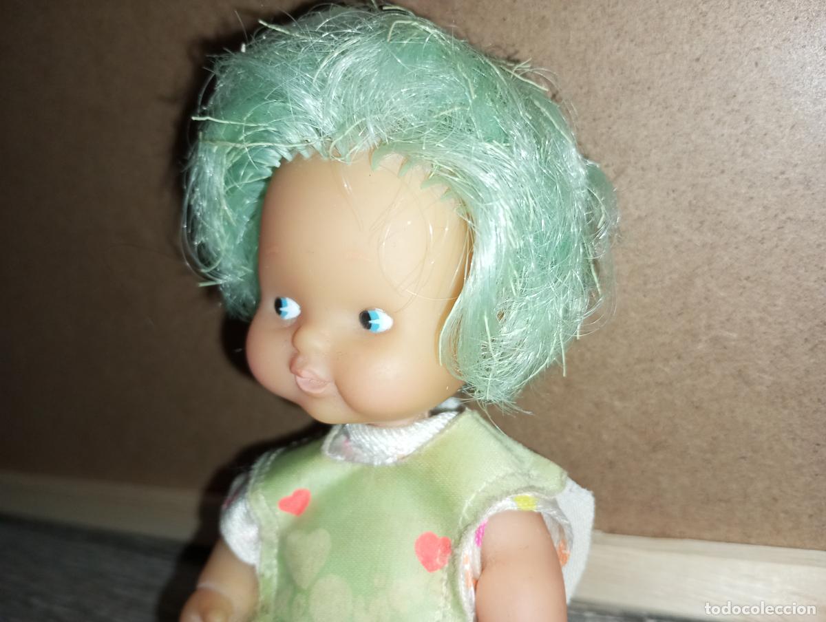 Mu&ntilde;ecas Lesly y Barriguitas: Mu&ntilde;eca barriguitas pelo verde - Foto 4