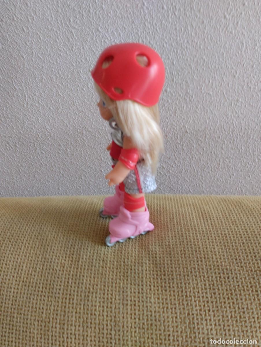 Mu&ntilde;ecas Lesly y Barriguitas: Mu&ntilde;eca Barriguitas patinadora - Foto 2