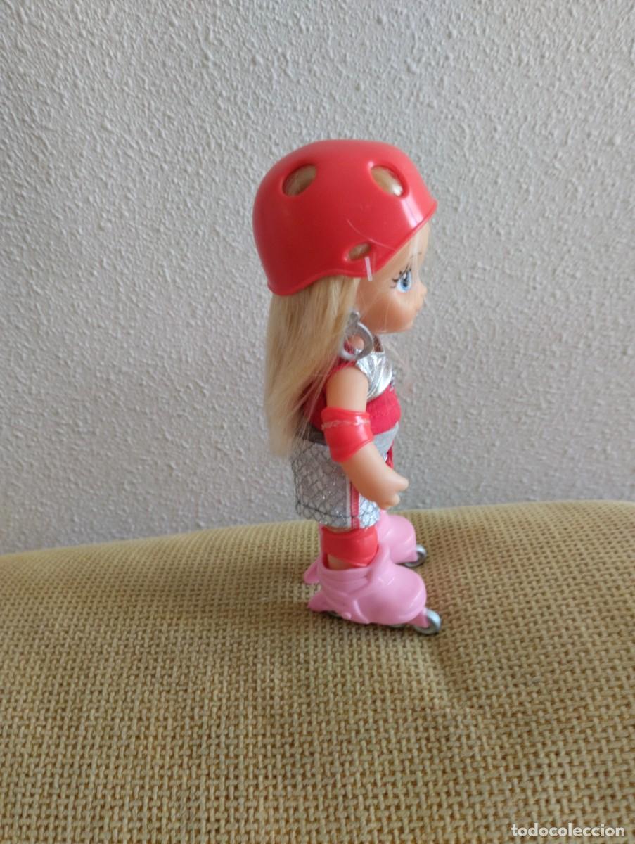 Mu&ntilde;ecas Lesly y Barriguitas: Mu&ntilde;eca Barriguitas patinadora - Foto 4