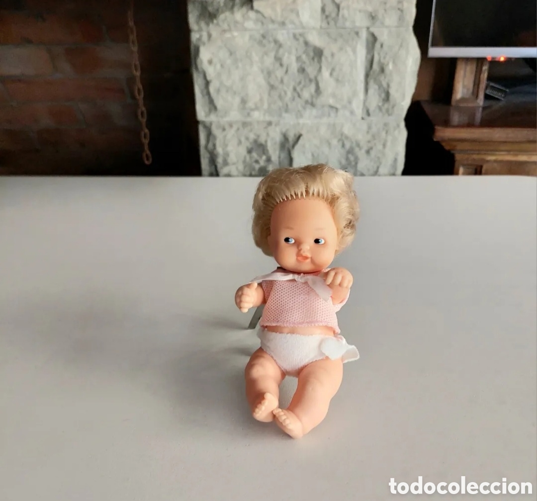 Mu&ntilde;ecas Lesly y Barriguitas: Mu&ntilde;eca Barriguitas de Famosa - Foto 4